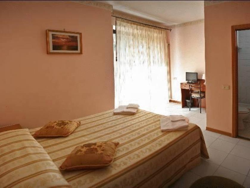 Hotel Sorriso Rimini Exteriör bild